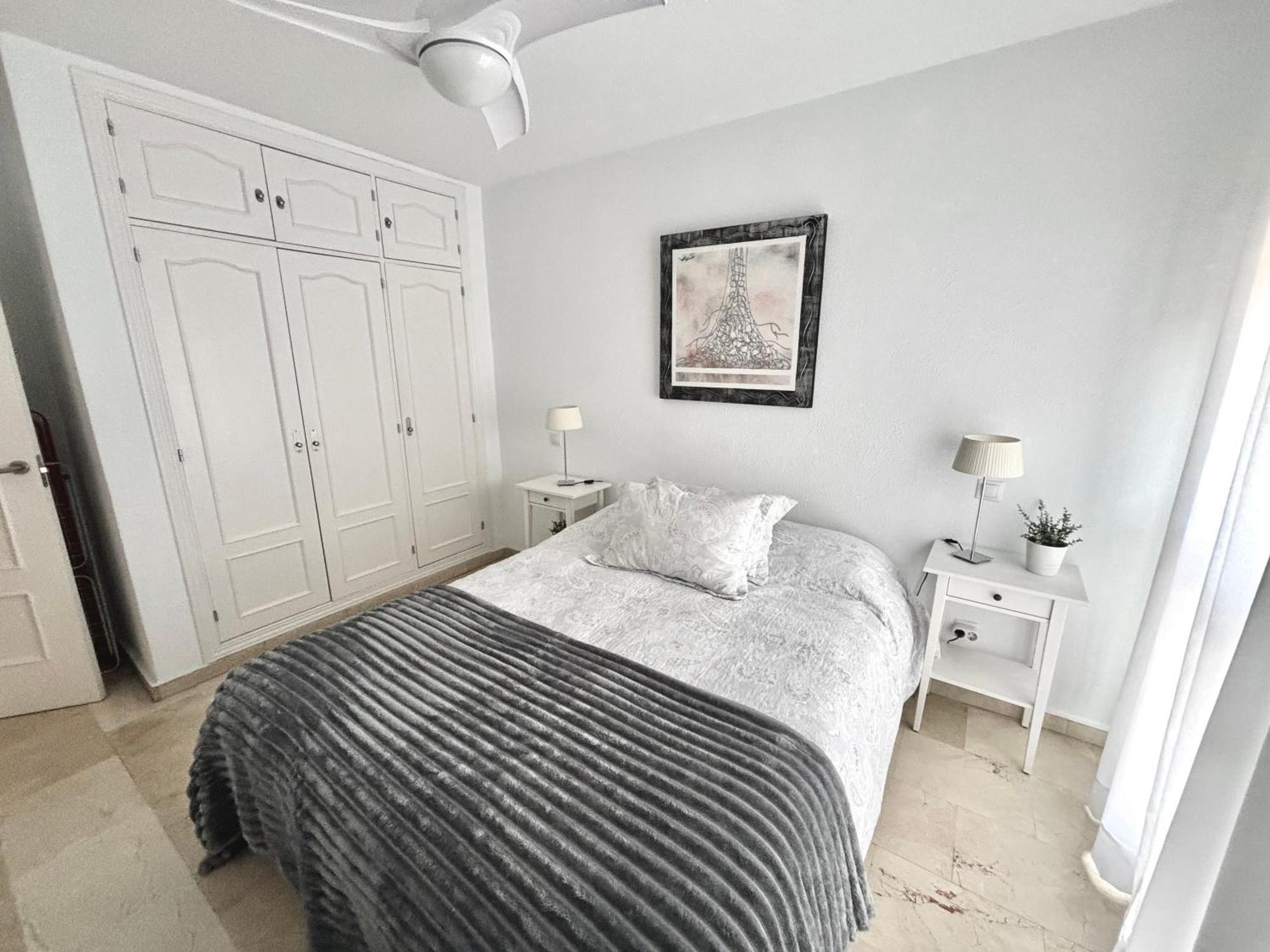 Apartamento Plaza Espana Las Rozas ภายนอก รูปภาพ